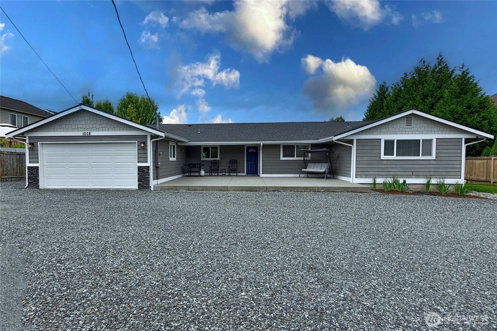 Photo of 1008 87TH Avenue SE, Lake Stevens, WA 98258 (MLS # 2551549)