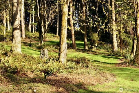 Photo of 4236 Goatsbeard Lane, Clinton, WA 98236 (MLS # 2511739)