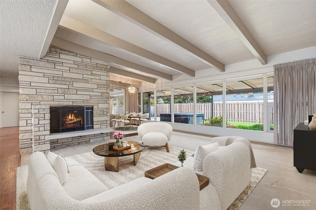 Photo of 4123 94th Avenue SE, Mercer Island, WA 98040 (MLS # 2478314)