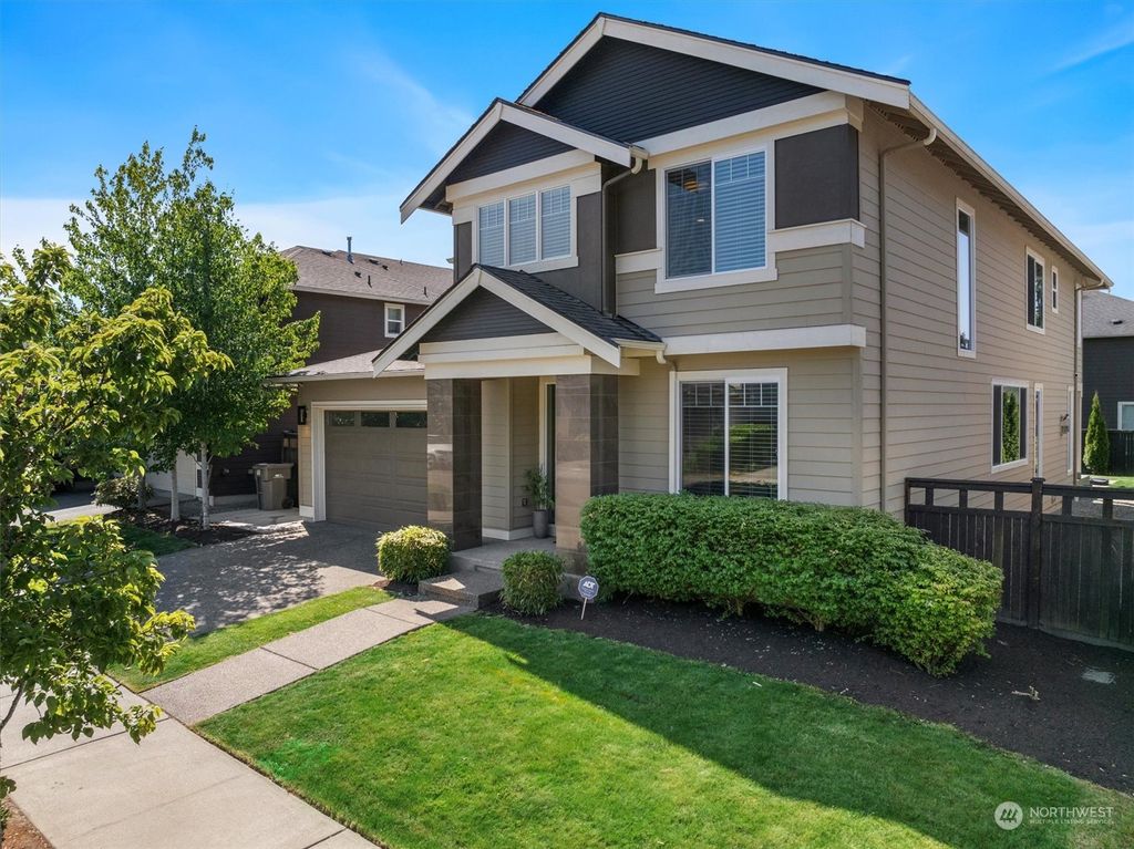 Photo of 3835 NE 24th Court, Renton, WA 98056 (MLS # 2265297)