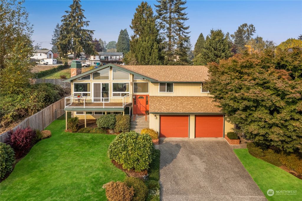 Photo of 11908 1/2 N Lakeshore Drive, Lake Stevens, WA 98258 (MLS # 2004173)