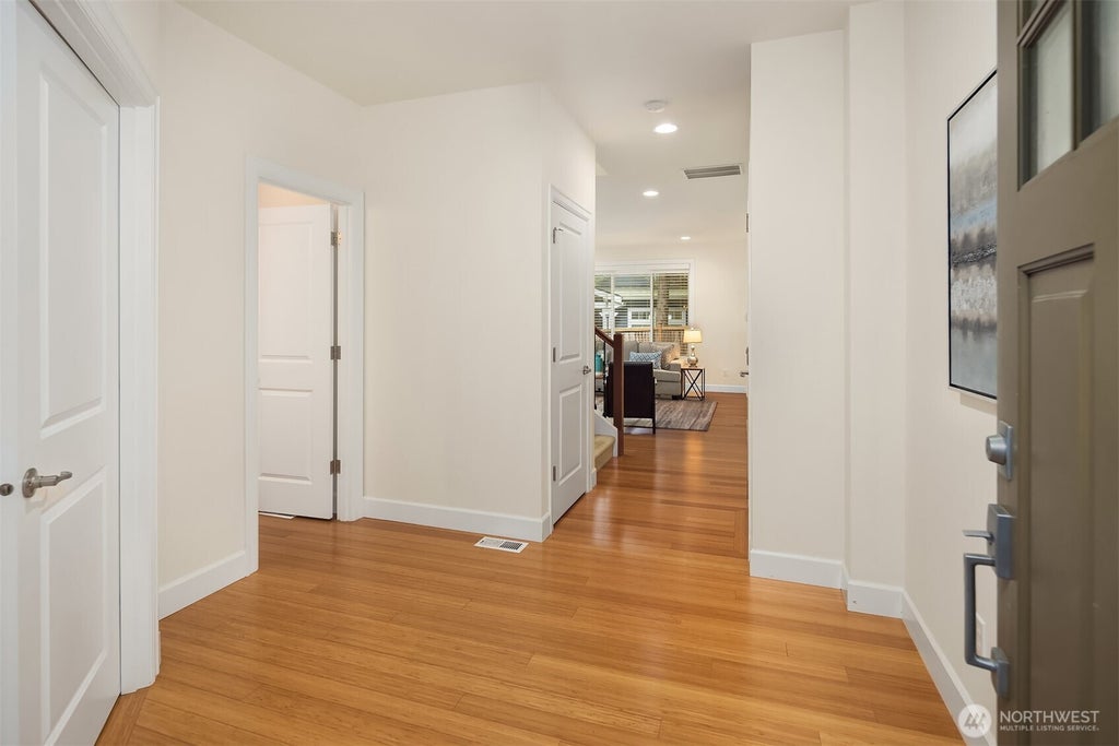 Photo of 12316 NE 86th Way, Kirkland, WA 98033 (MLS # 2577528)