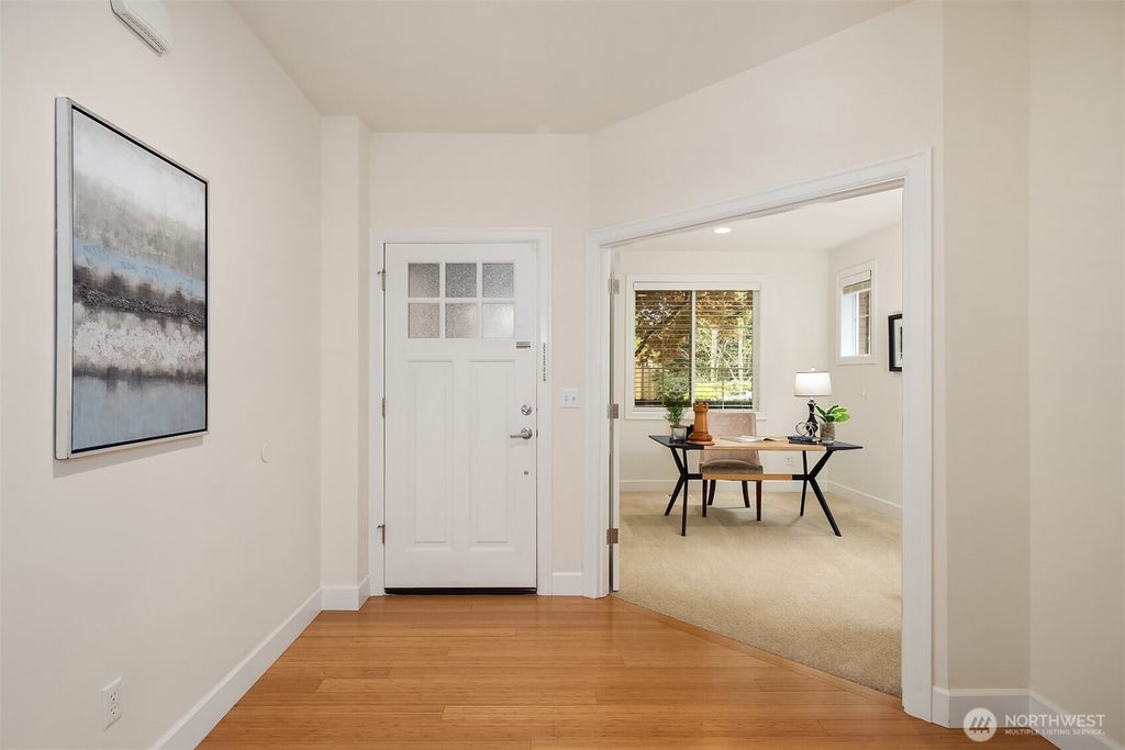 Photo of 12316 NE 86th Way, Kirkland, WA 98033 (MLS # 2577528)