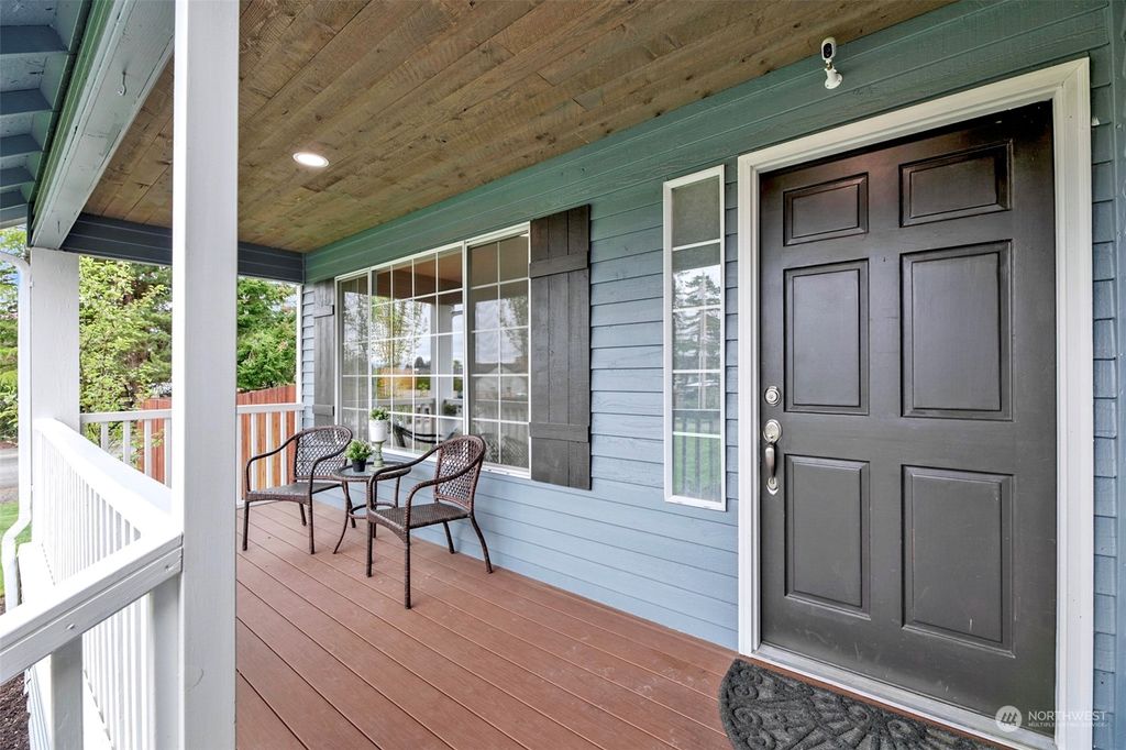 Photo of 11724 7th Street NE, Lake Stevens, WA 98258 (MLS # 2063803)