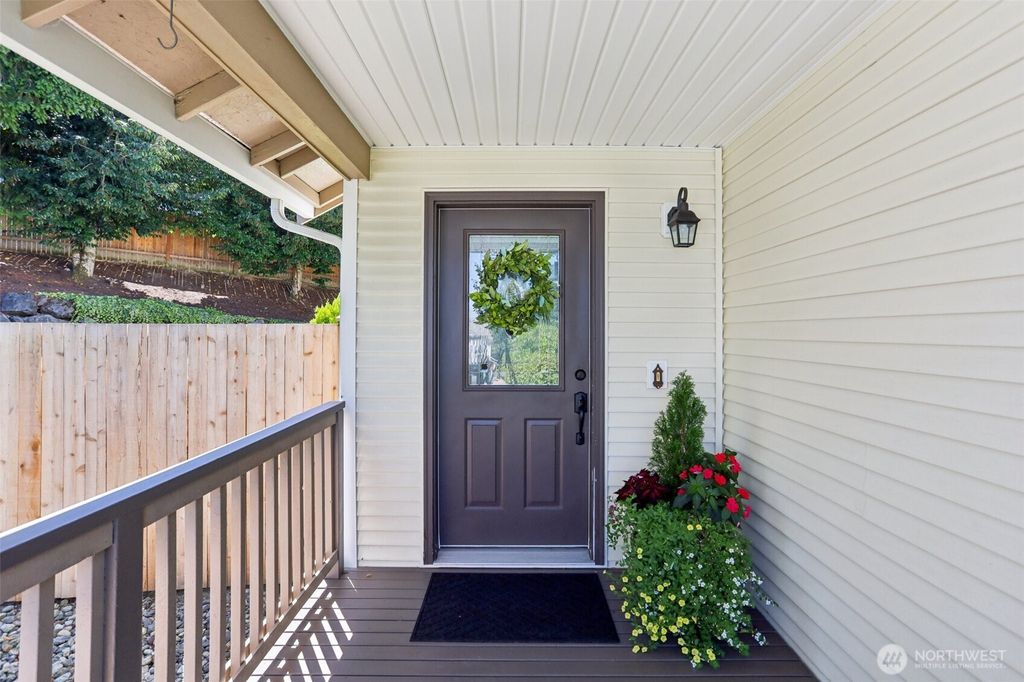 Photo of 1424 113th Avenue SE, Lake Stevens, WA 98258 (MLS # 2420522)