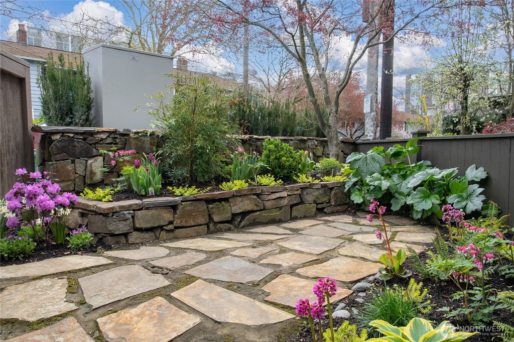 Photo of 1621 15th Avenue #C, Seattle, WA 98122 (MLS # 2357486)