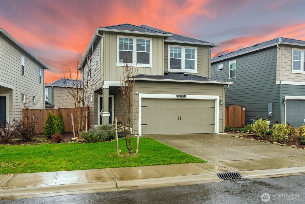 Photo of 18785 Lipoma Place E, Puyallup, WA 98374 (MLS # 2479053)
