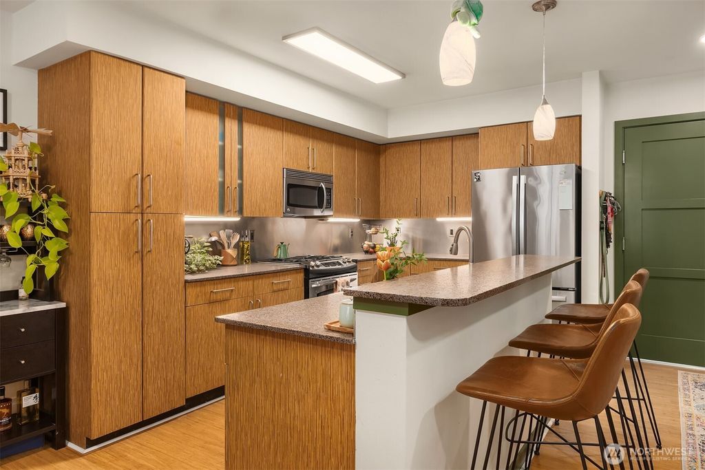 Photo of 413 NE 70th Street #408, Seattle, WA 98115 (MLS # 2370641)