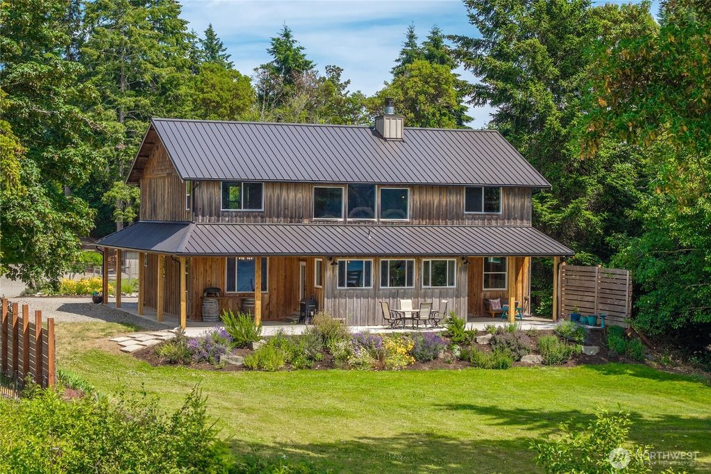 Photo of 458 E Stretch Island Road S, Grapeview, WA 98546 (MLS # 2539523)
