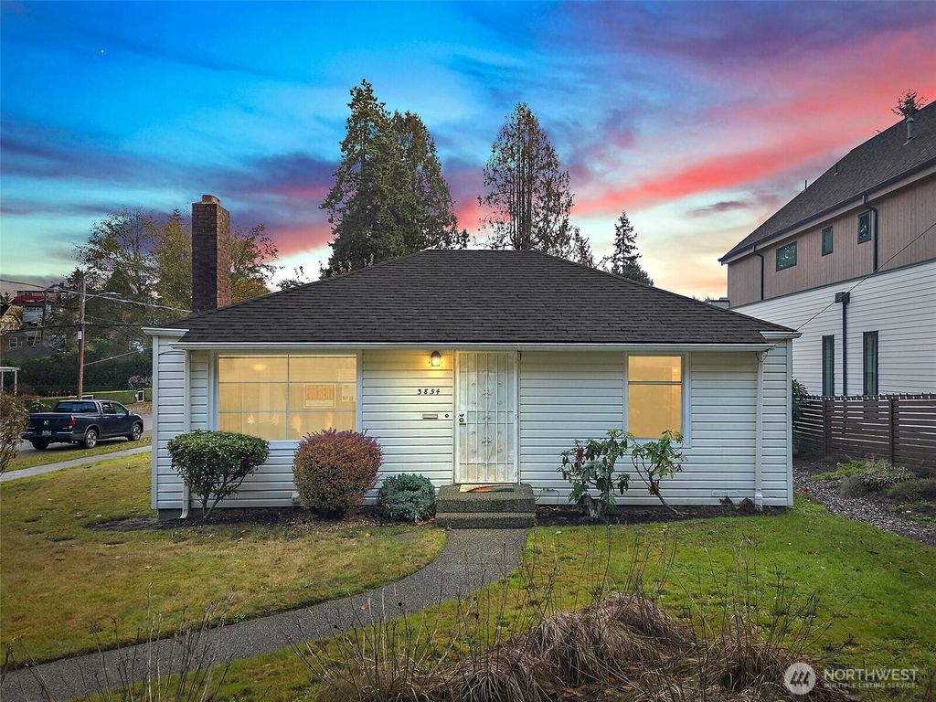 Photo of 3854 36th Avenue W, Seattle, WA 98199 (MLS # 2415507)