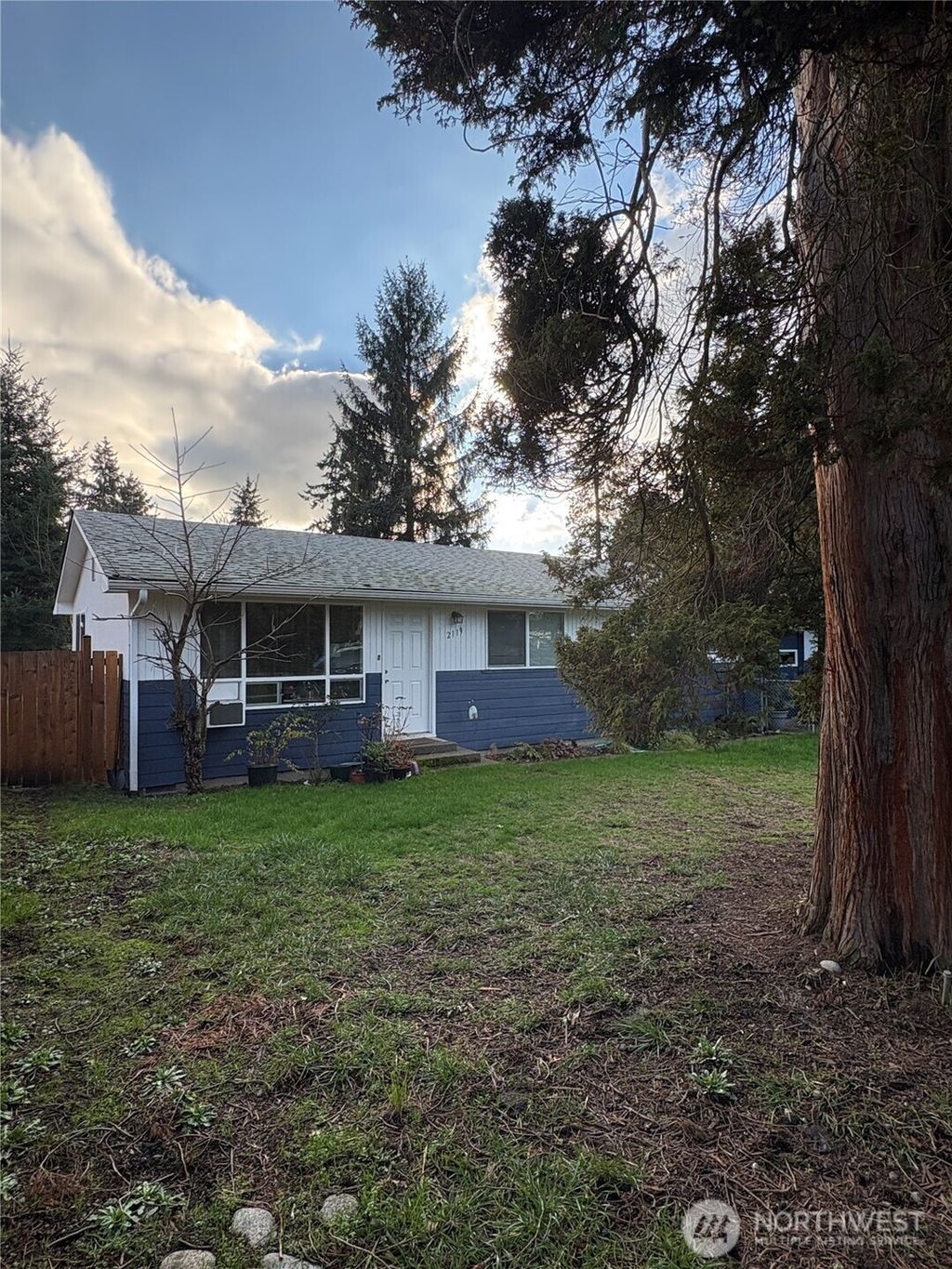 Photo of 2119 SW Cloverdale Street, Seattle, WA 98106 (MLS # 2472468)