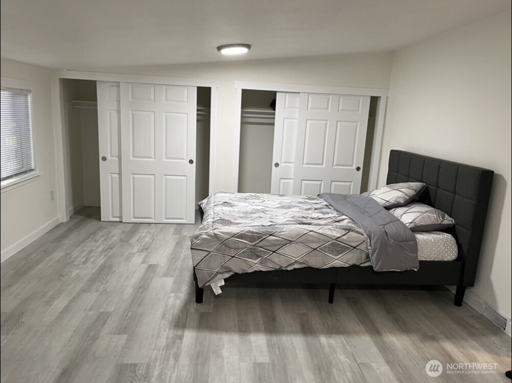 Bellevue, Washington 98006, United States, 4 Bedrooms Bedrooms, ,2 BathroomsBathrooms,Residential,Active,114245