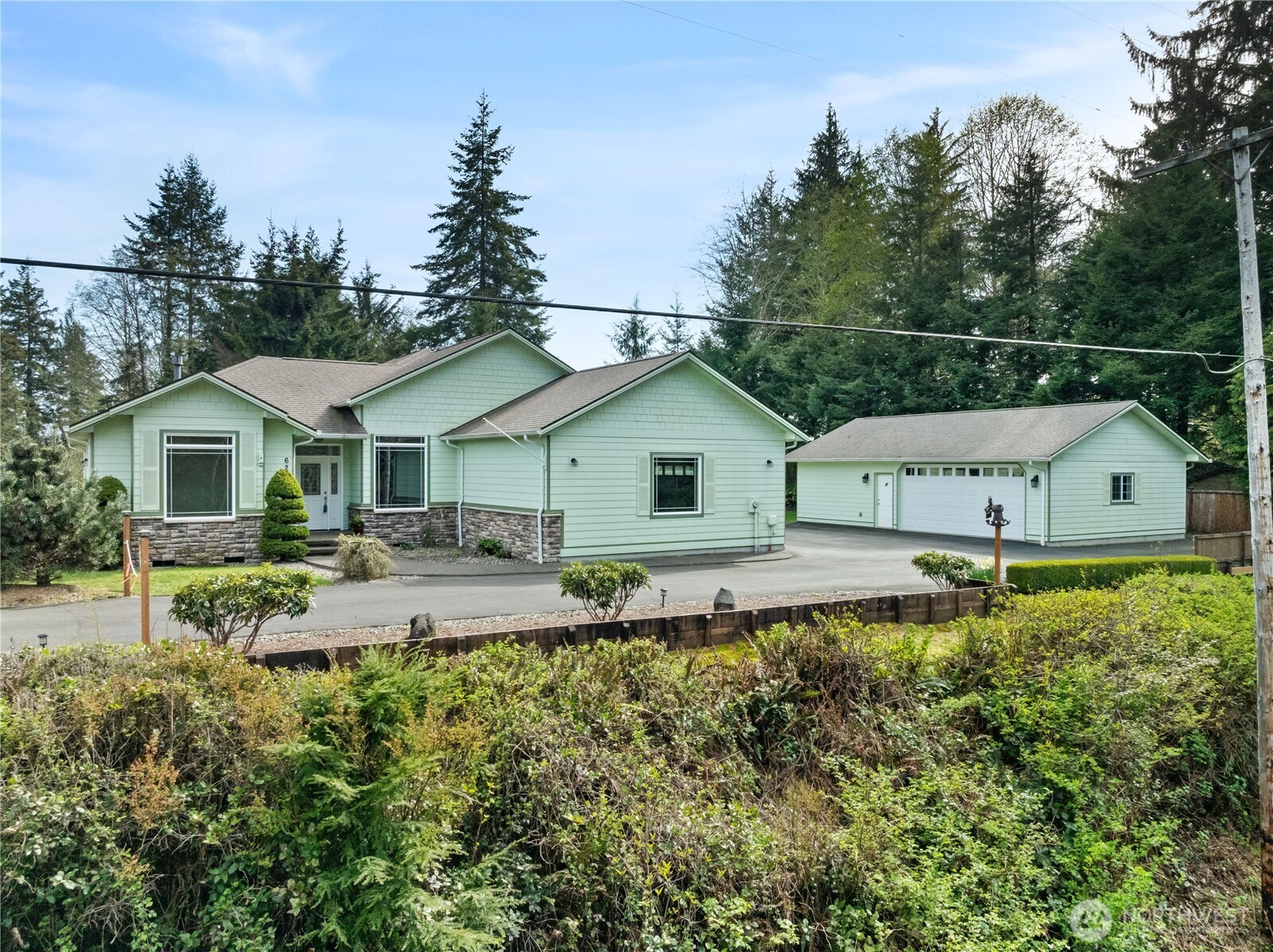 628 Linkshire Drive