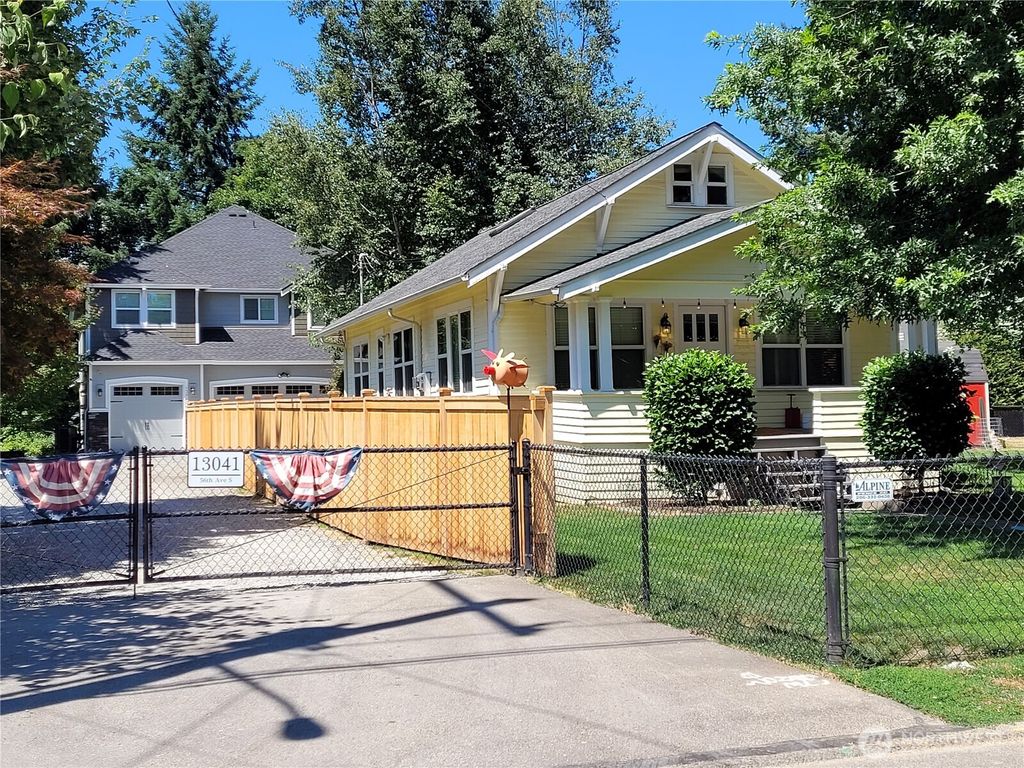 Photo of 13039 56th Avenue, Tukwila, WA 98178 (MLS # 2388629)