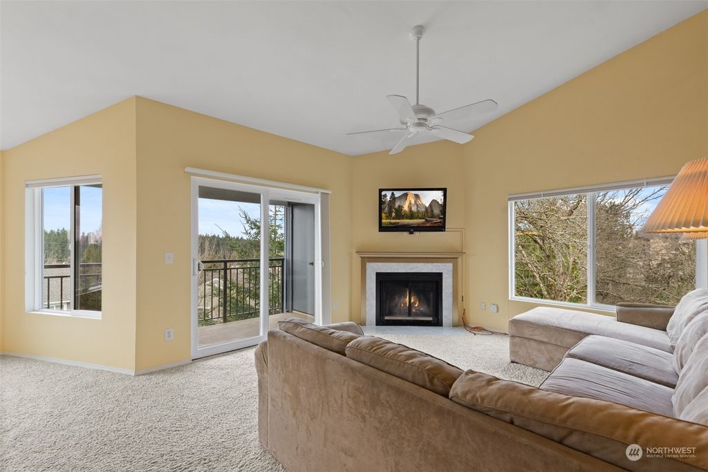 Photo of 12716 NE 144th Street #D304, Kirkland, WA 98034 (MLS # 2045108)