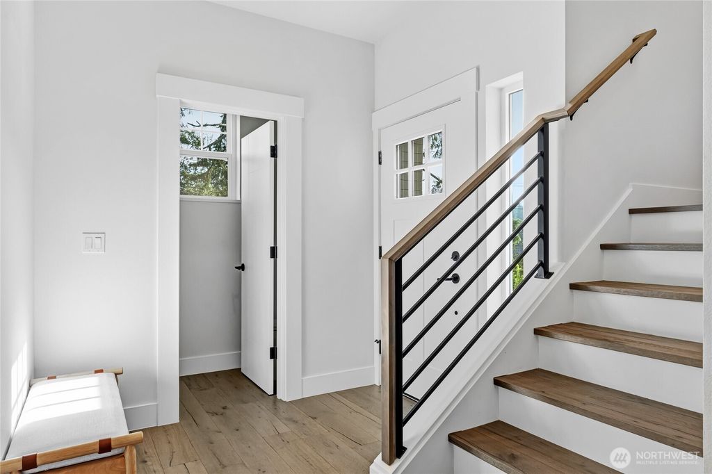 Photo of 37237 42nd Avenue S, Auburn, WA 98001 (MLS # 2481185)