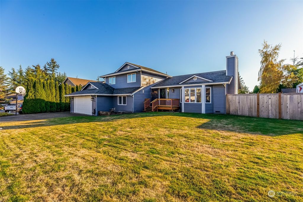 Photo of 3124 203rd Street SW, Lynnwood, WA 98036 (MLS # 2016811)