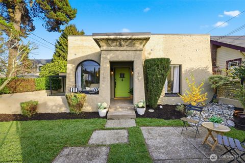 Photo of 3717 N Verde Street, Tacoma, WA 98407 (MLS # 2455613)