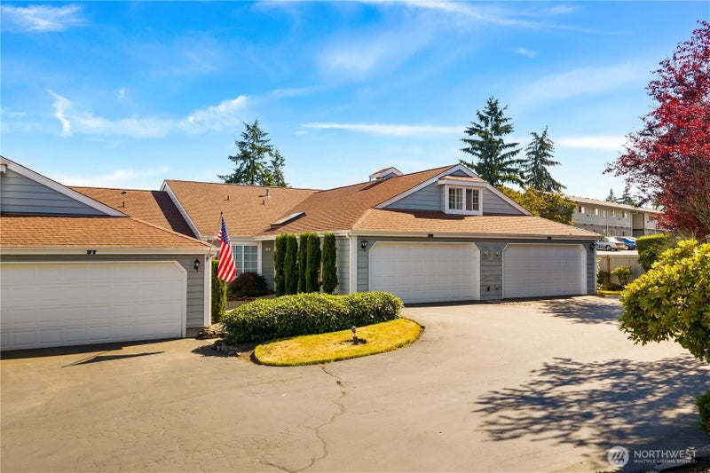 6020 N Highlands Parkway 38E