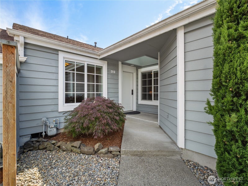 6020 N Highlands Parkway 38E