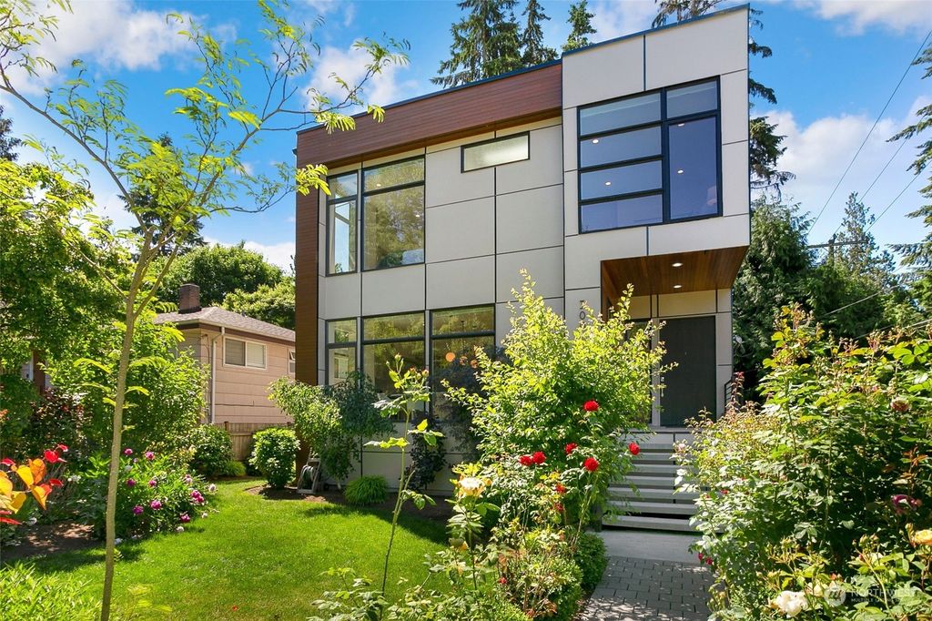 Photo of 3001 NE 89th Street, Seattle, WA 98115 (MLS # 2077599)