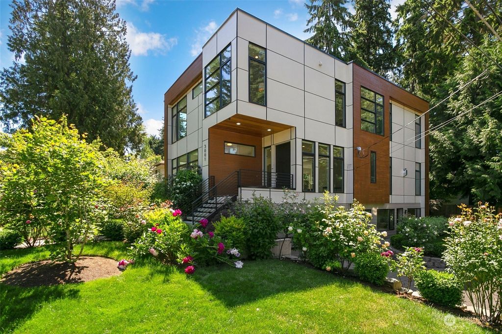 Photo of 3001 NE 89th Street, Seattle, WA 98115 (MLS # 2077599)
