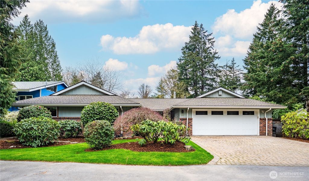 Photo of 4869 90th Place SE, Mercer Island, WA 98040 (MLS # 2481934)