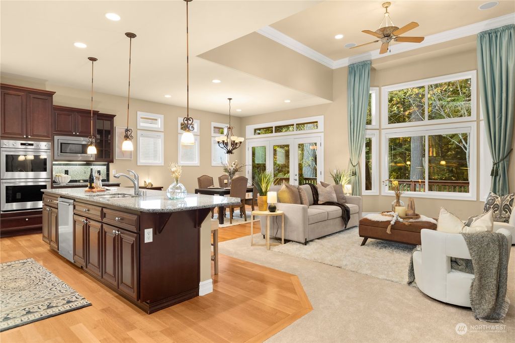 Photo of 12727 Sun Break Way NE, Redmond, WA 98053 (MLS # 2305249)