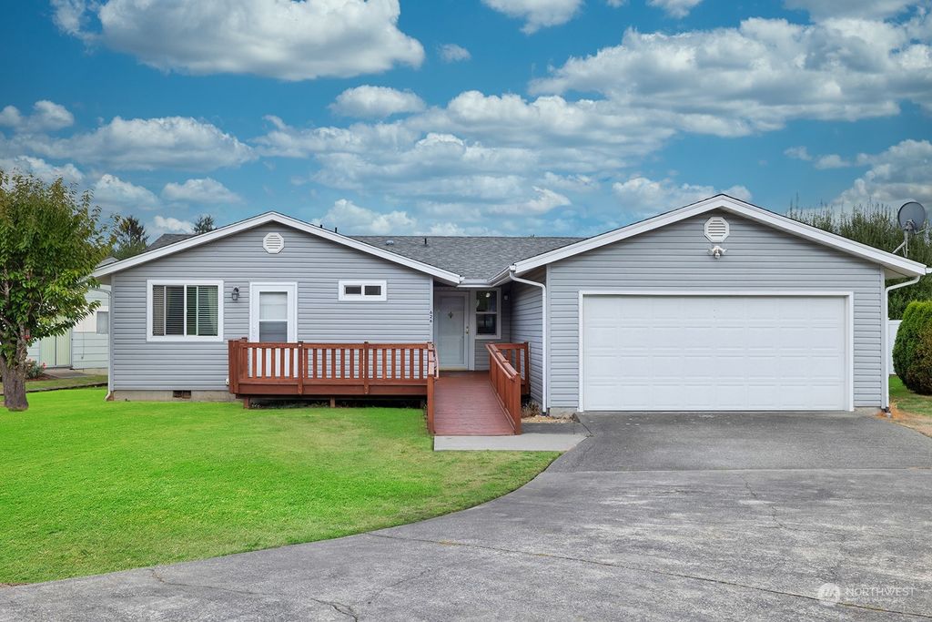 Photo of 626 Algona Boulevard N, Algona, WA 98001 (MLS # 2163970)