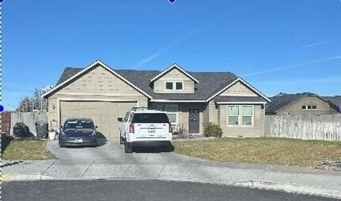 Photo of 1324 E Polk Court, Moses Lake, WA 98837 (MLS # 2502829)