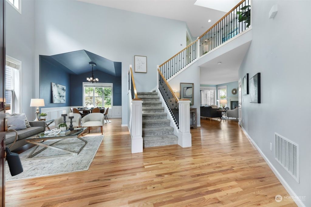 Photo of 7114 NE 167th Street, Kenmore, WA 98028 (MLS # 2240598)