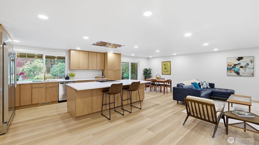 Photo of 14837 SE Fairwood Boulevard, Renton, WA 98058 (MLS # 2454877)