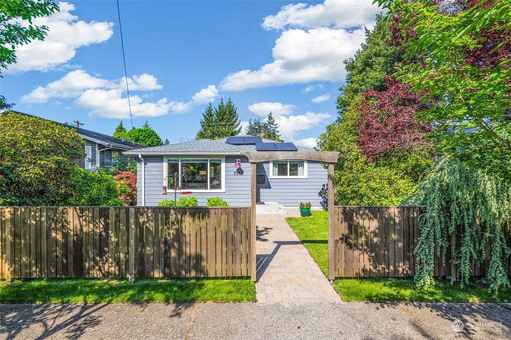 Photo of 7945 17th Avenue SW, Seattle, WA 98106 (MLS # 2068692)