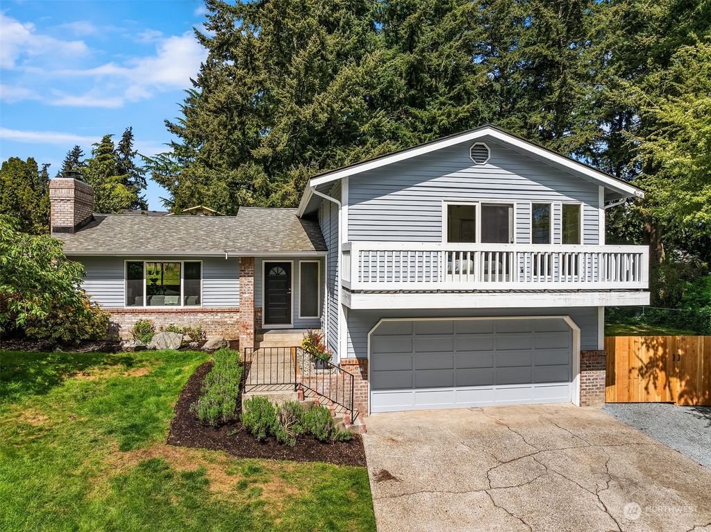 Photo of 30236 21st Avenue S, Federal Way, WA 98003 (MLS # 2230361)