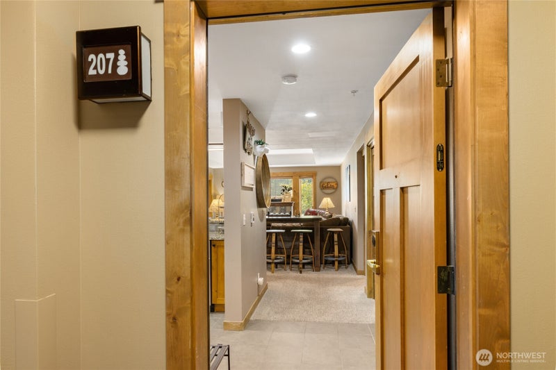 3770 Suncadia Trail 207