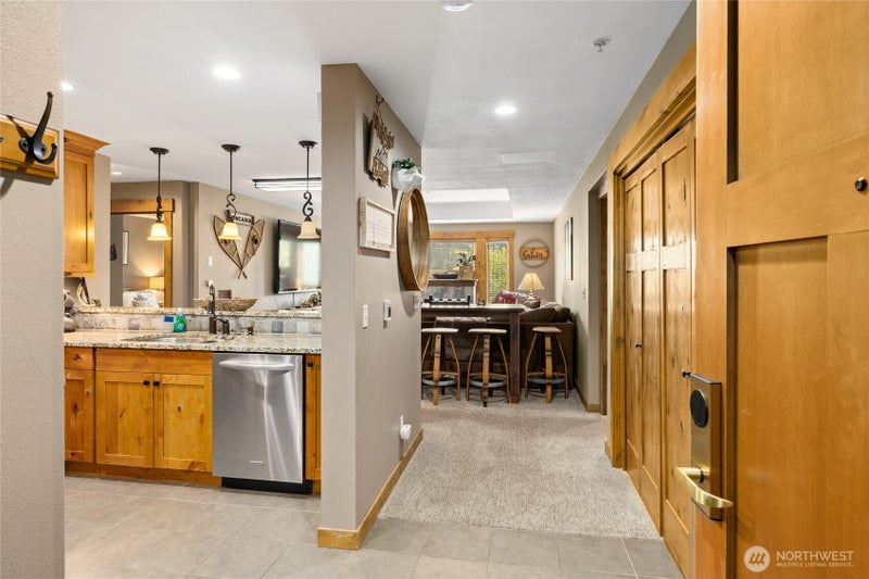 3770 Suncadia Trail 207