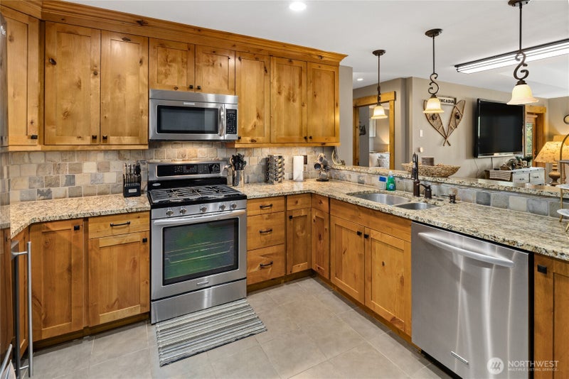3770 Suncadia Trail 207