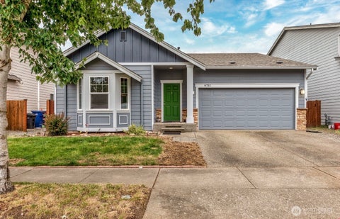 Photo of 11703 55th Avenue NE, Marysville, WA 98271 (MLS # 2546923)
