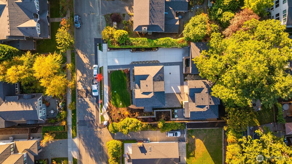 Photo of 634 + 636 Eleventh Avenue, Kirkland, WA 98033 (MLS # 2580275)