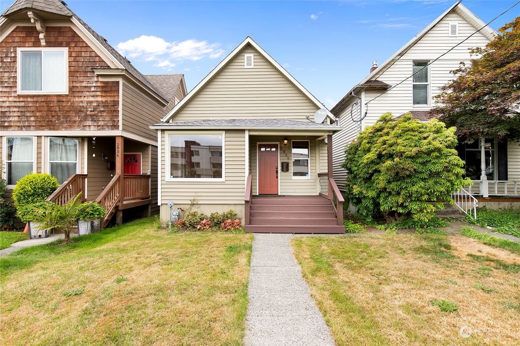 Photo of 2934 Cedar Street, Everett, WA 98201 (MLS # 2133148)
