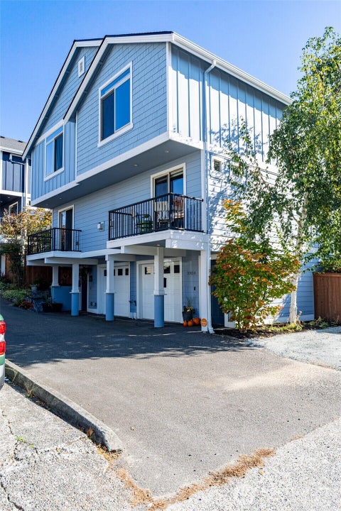 Photo of 3043 59th Avenue SW #A, Seattle, WA 98116 (MLS # 2591968)