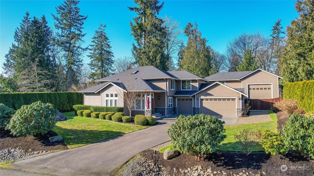 Photo of 11109 31st Street SE, Lake Stevens, WA 98258 (MLS # 2320059)