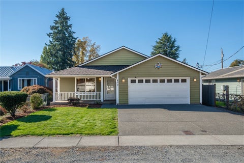 Photo of 403 Eldredge Ave SW AVE, Orting, WA 98360 (MLS # 2595969)