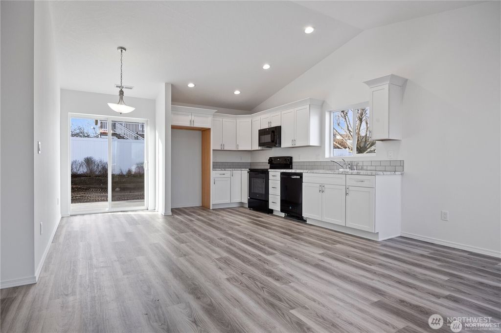 Photo of 0 Lot 23 Peach Street, Mattawa, WA 99349 (MLS # 2492118)