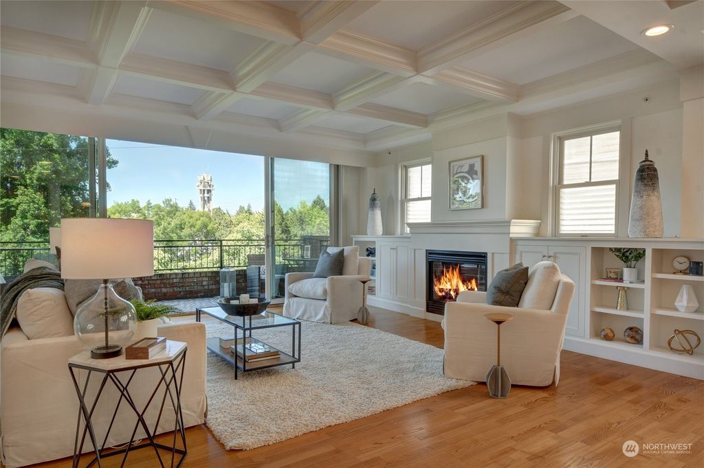 Photo of 1414 1st Avenue W #402, Seattle, WA 98119 (MLS # 2263010)