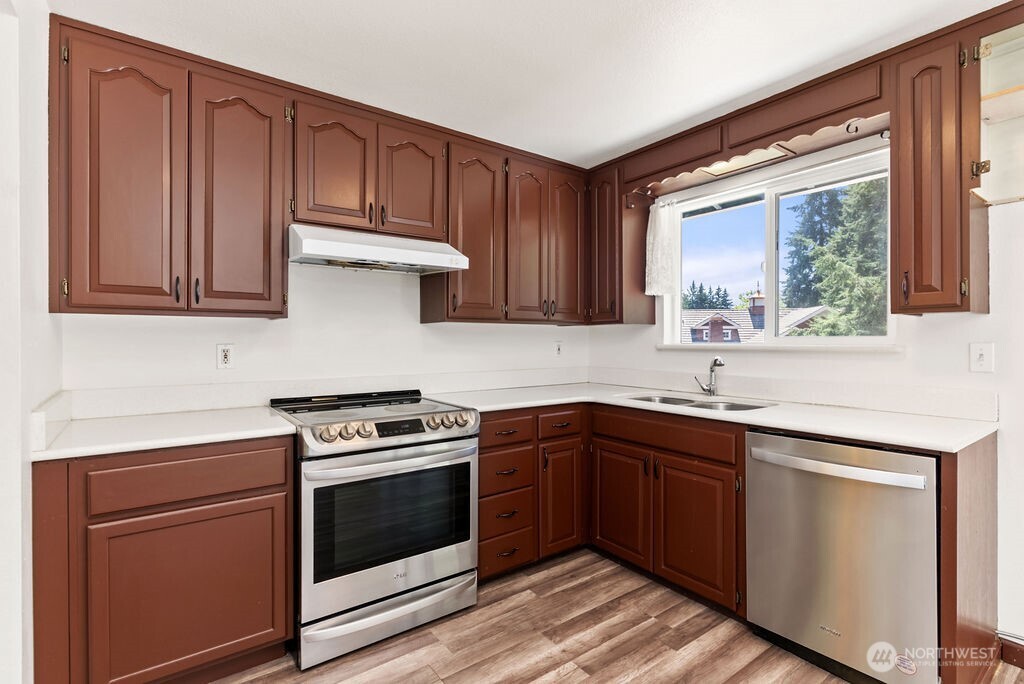6114 47th Street Ct W