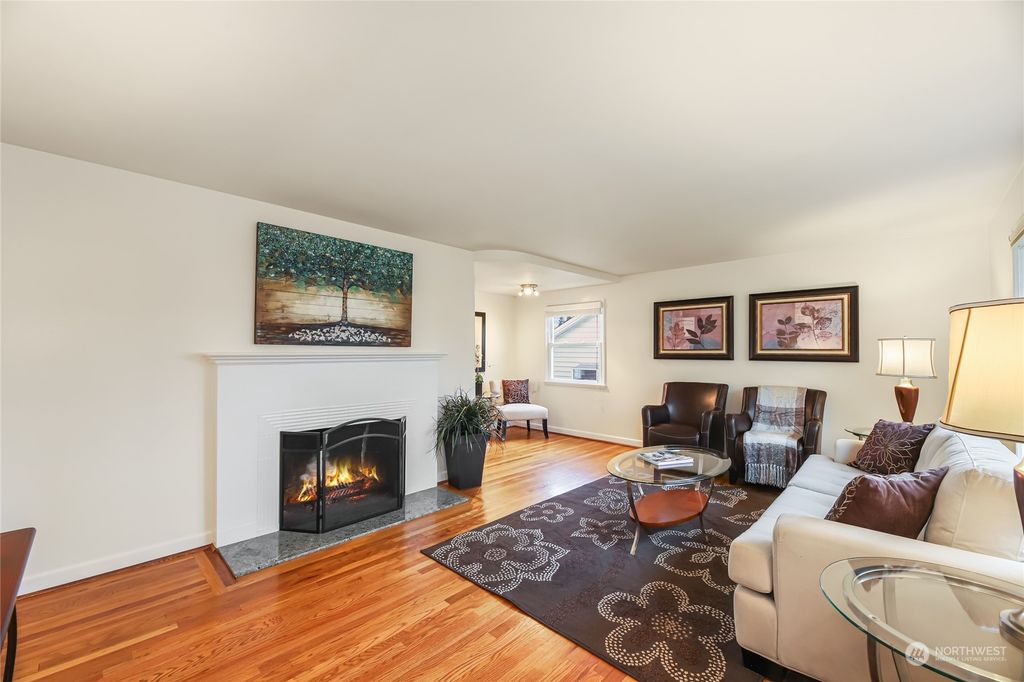 Photo of 4048 36th Avenue SW, Seattle, WA 98126 (MLS # 2196029)