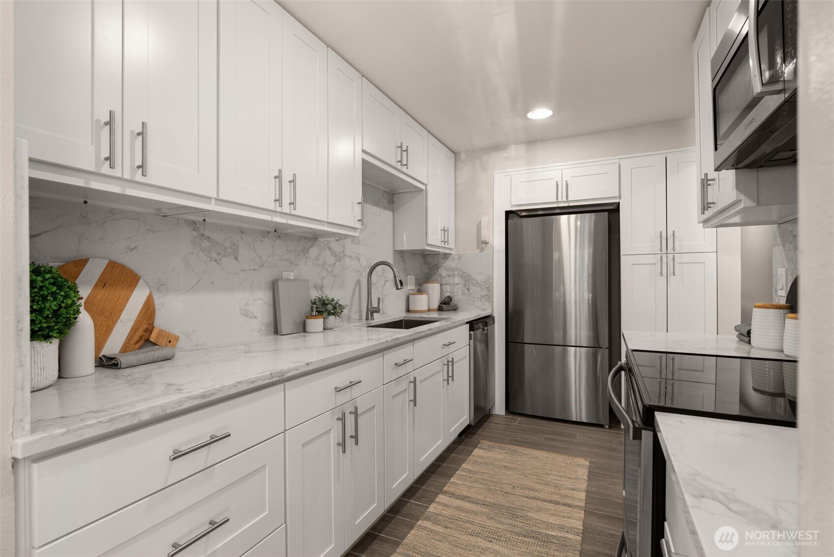 2219 Eastlake Avenue E 101