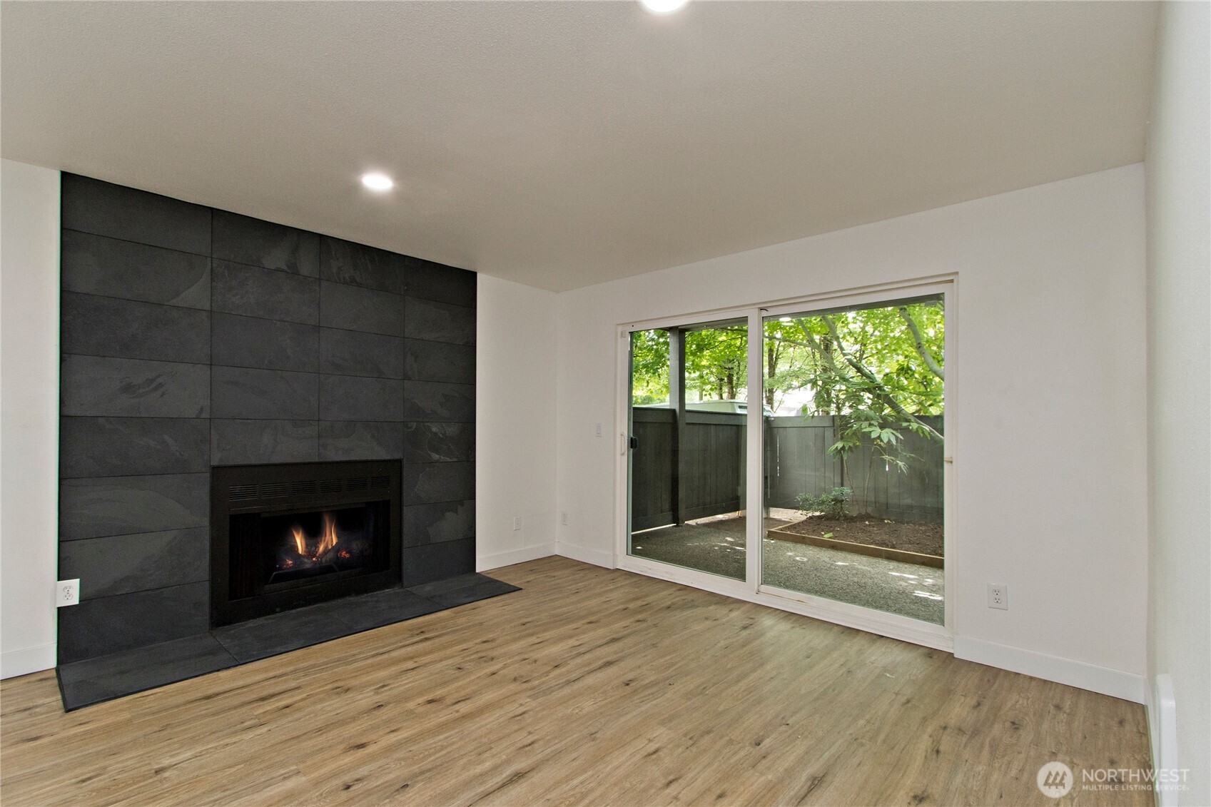 11811 93rd Lane NE 102