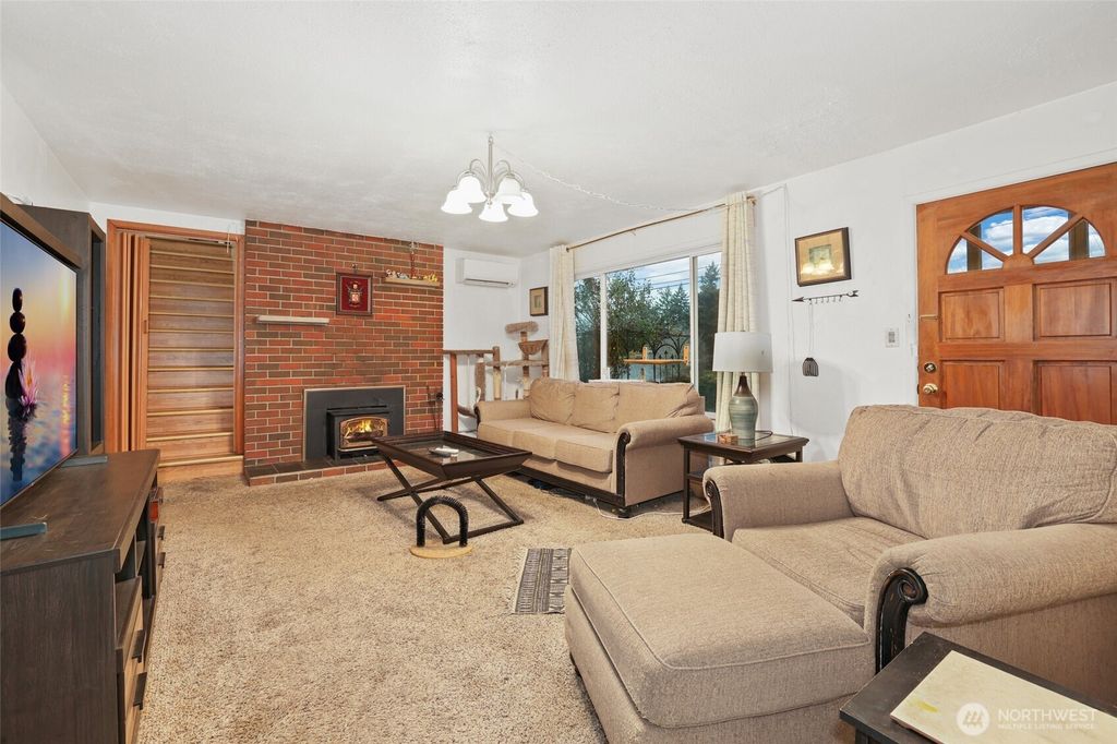 Photo of 1502 S 59th Street, Tacoma, WA 98408 (MLS # 2460464)